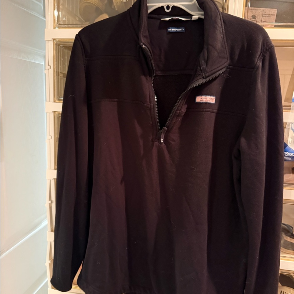 Vineyard Vines women’s size XL Black Zip-Up Shep